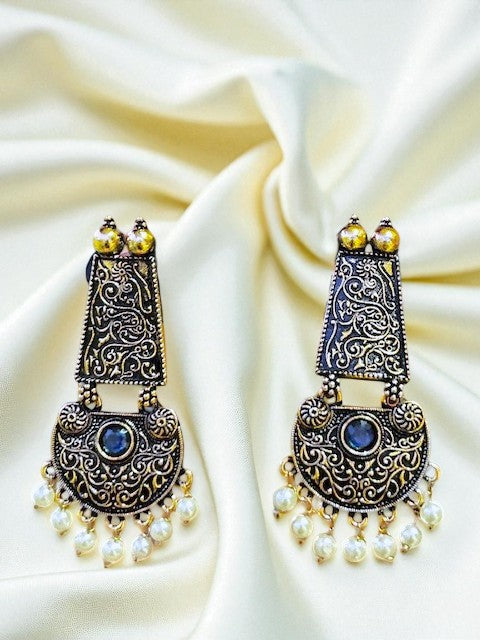Heritage Lush Sapphire Earrings