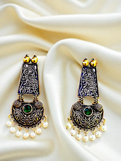 Heritage Lush Emerald Earrings