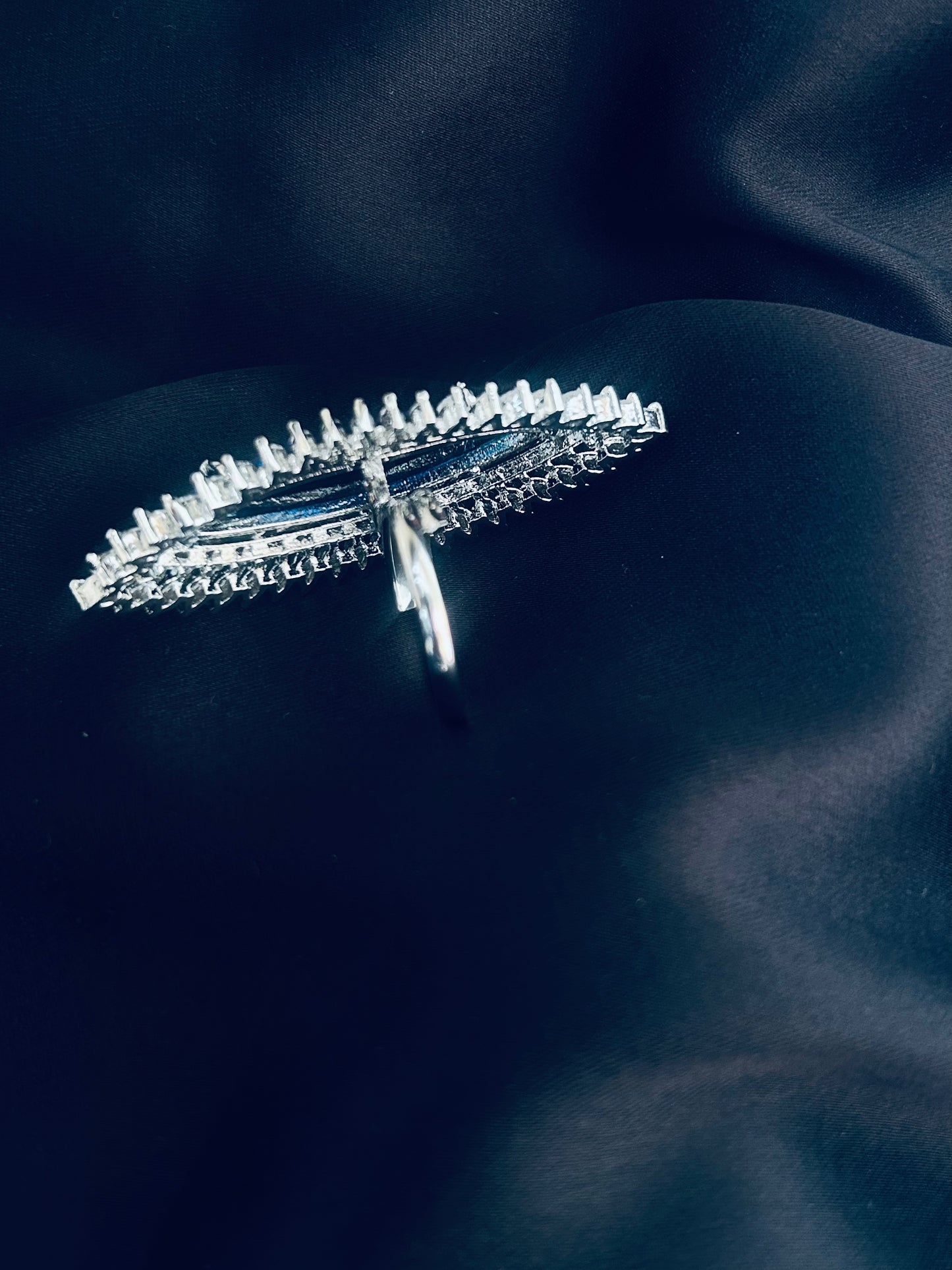 Kanika navy ring
