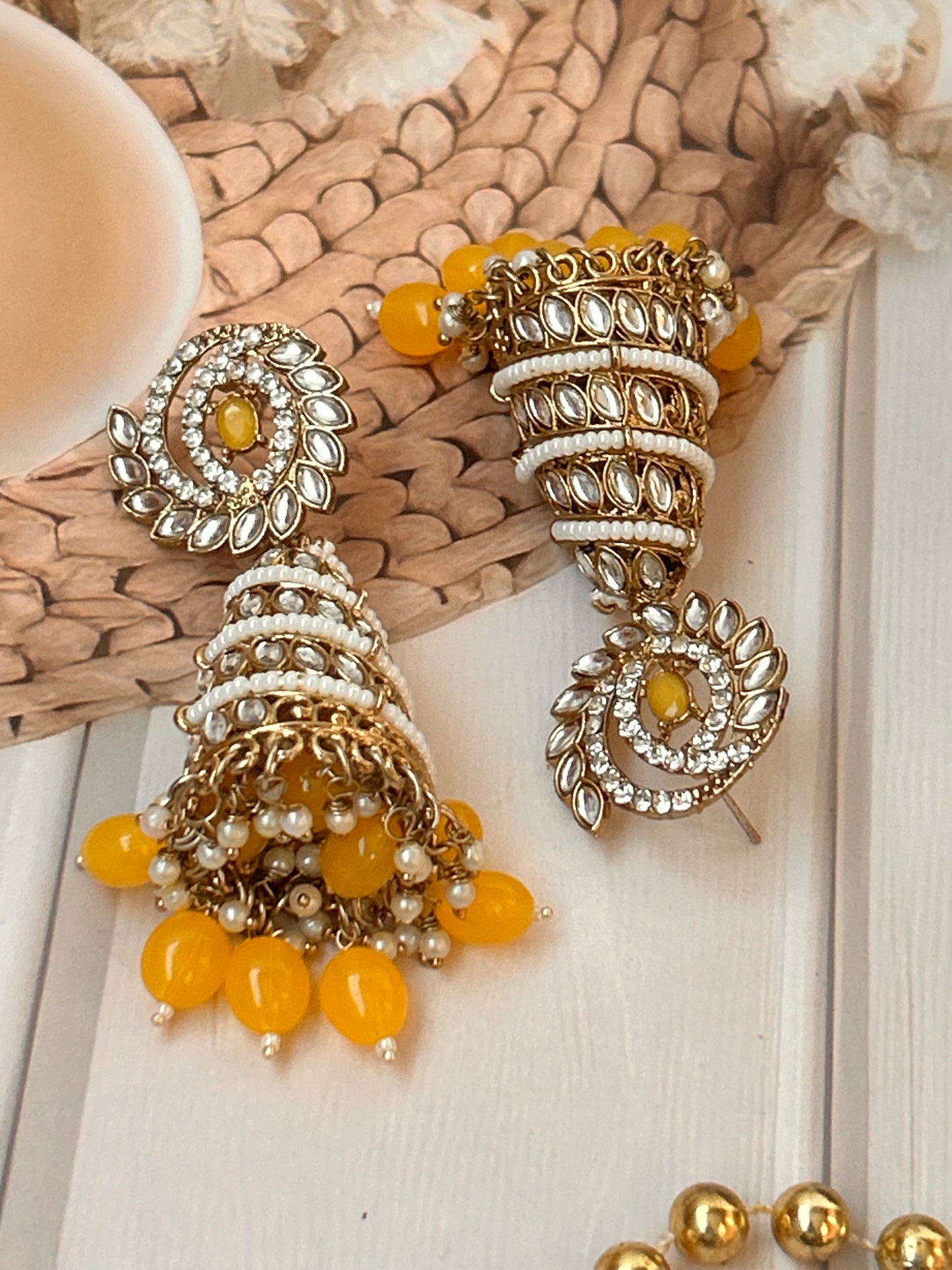Zareen Yellow Jhumka
