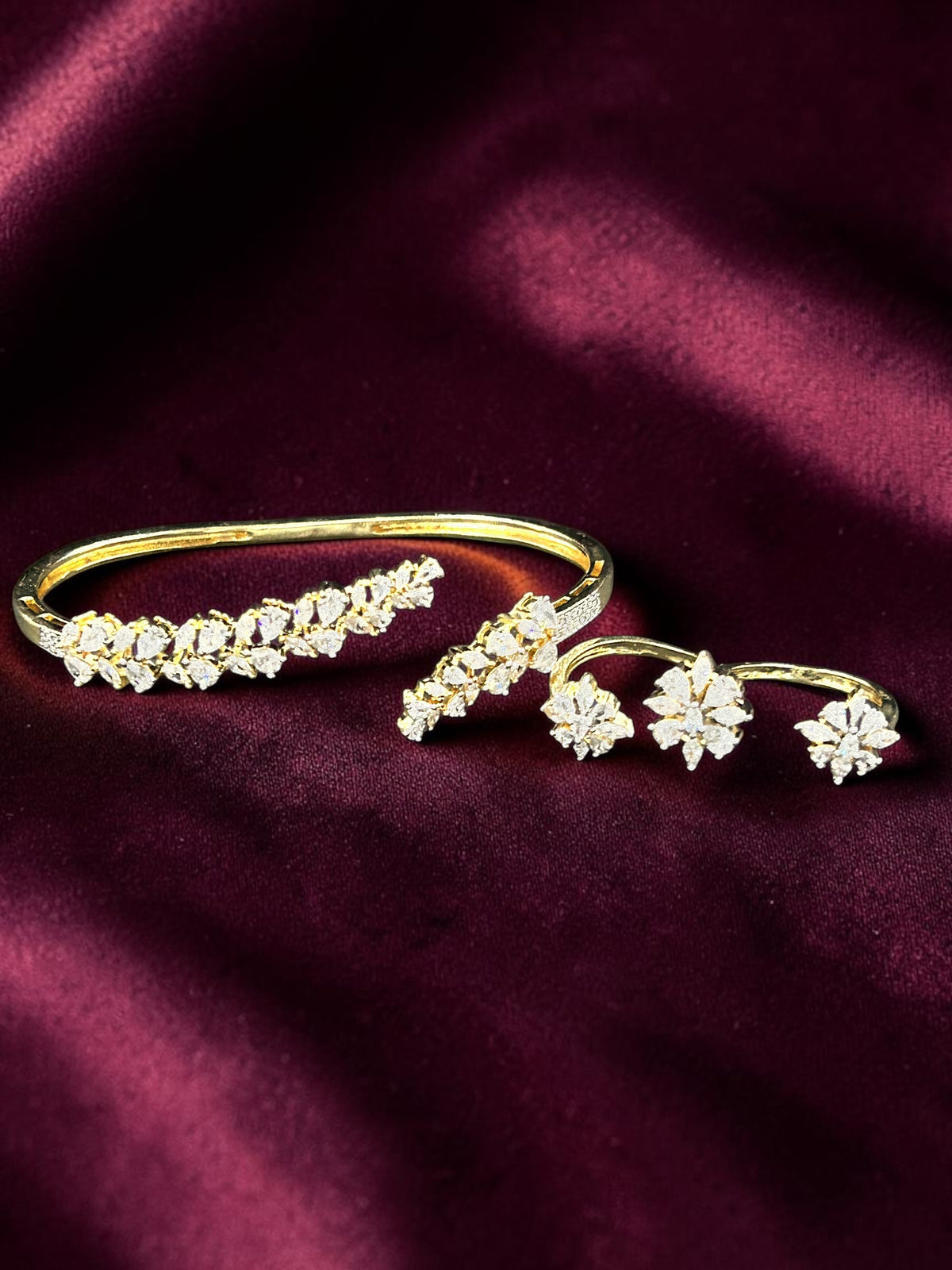 Aura palm Cuff with dual Ring