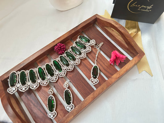 Shanvi Emerald Choker