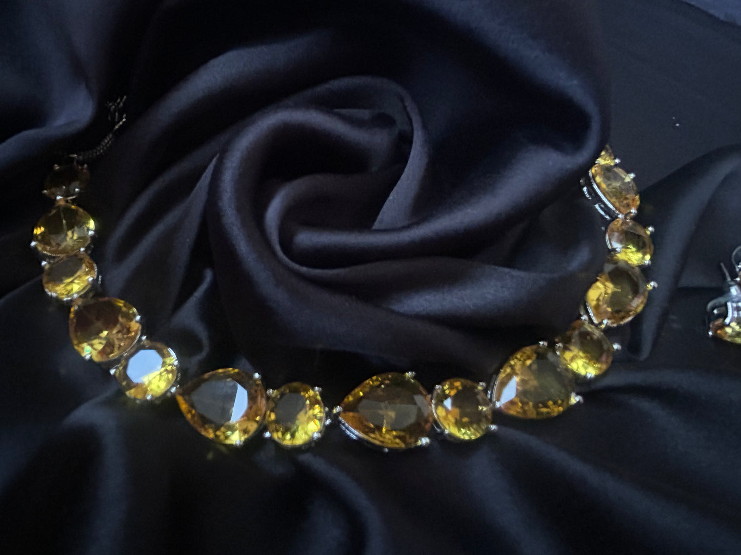 Yoshika yellow necklace