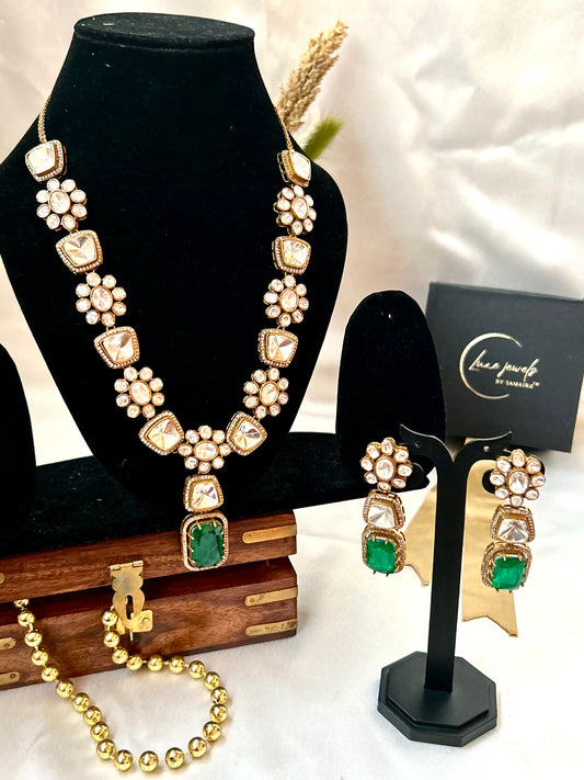 green kundan necklaceset