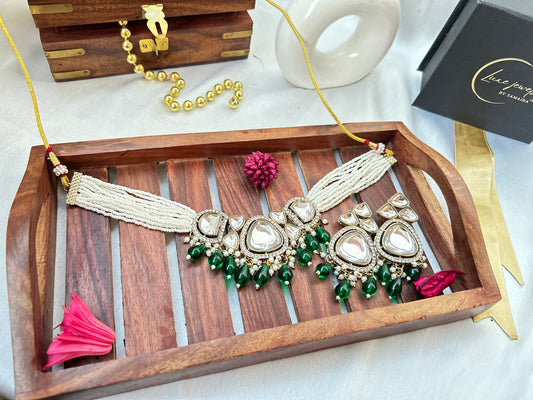 Emerald Green Kundan Necklace Set