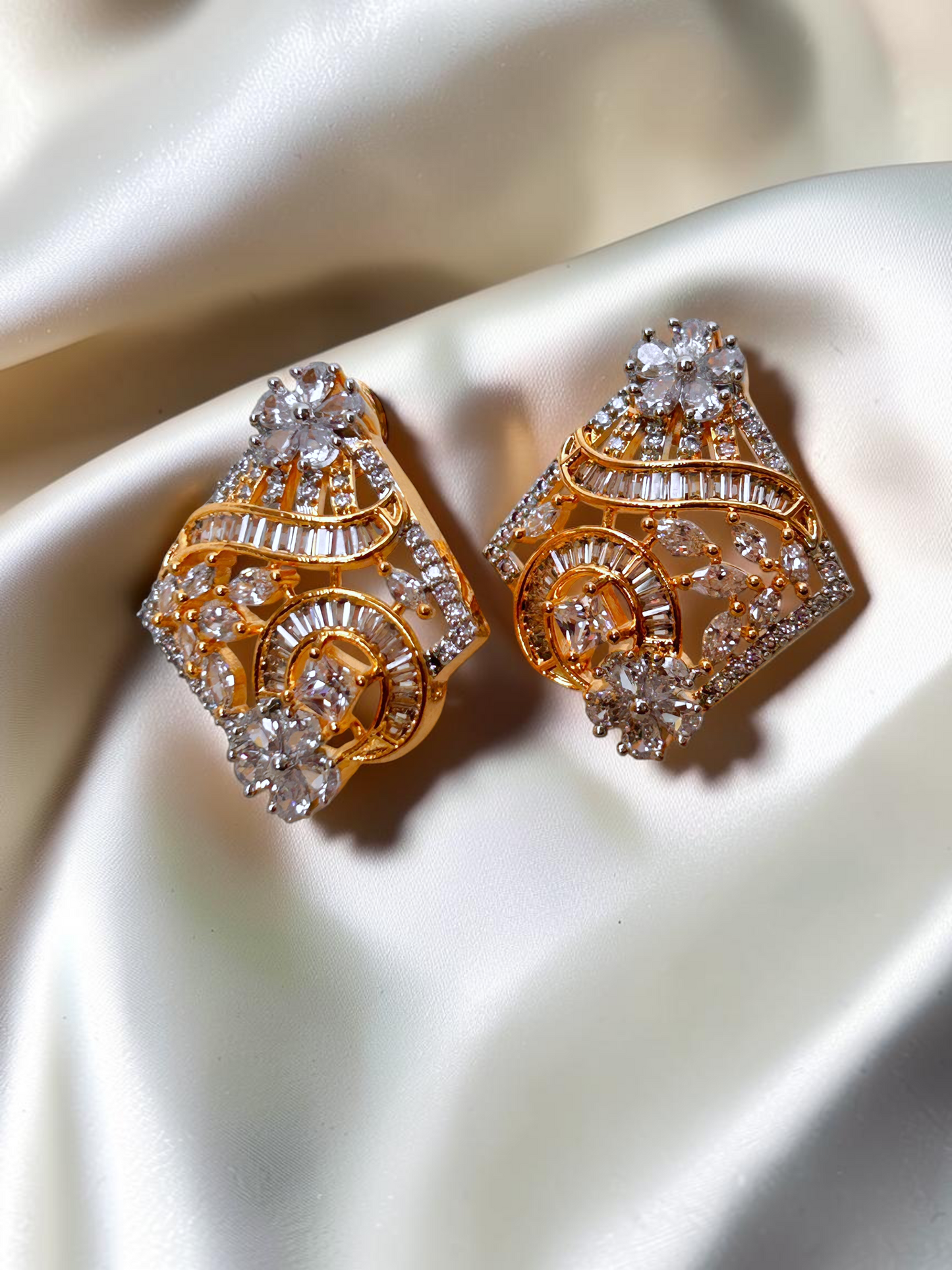 Anaya Pendant set