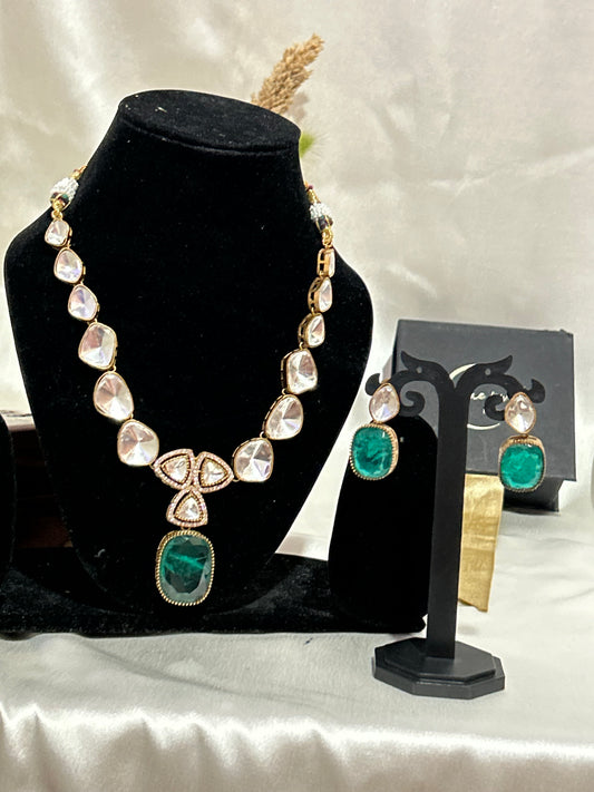 emerald green kundan necklaceset