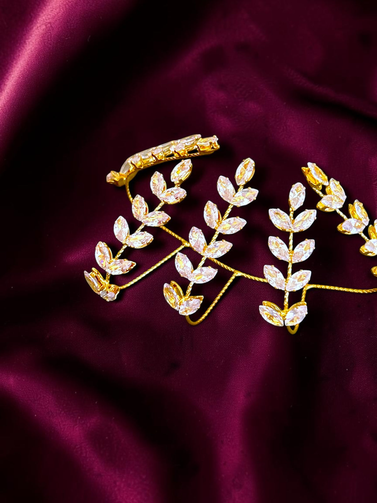 Simar golden palm cuff