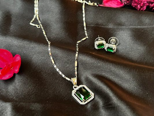 Suhana green pendant set
