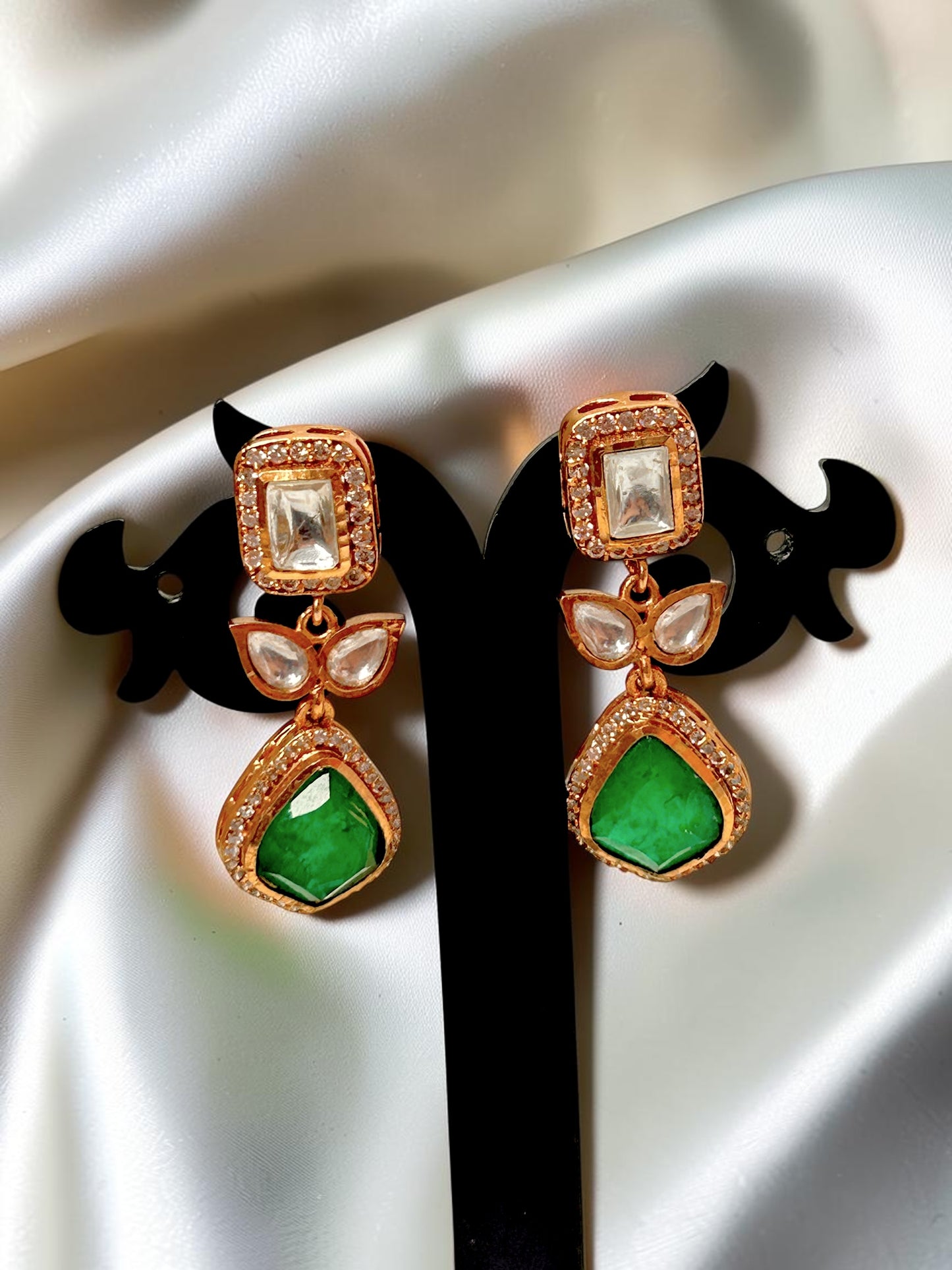 Kyile Pendant set