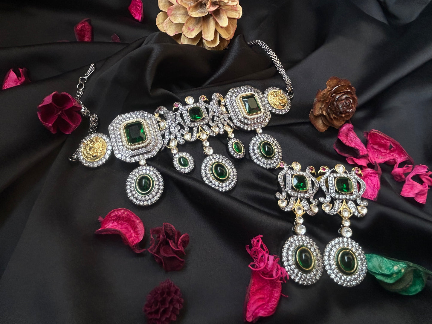 Jasika emerald necklace