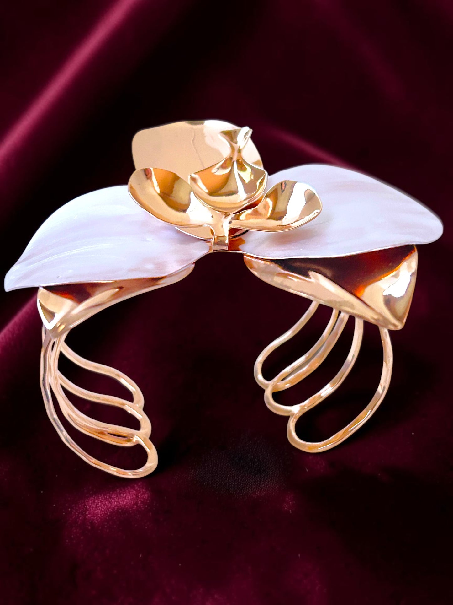 Leaf of Luxury Bracelet