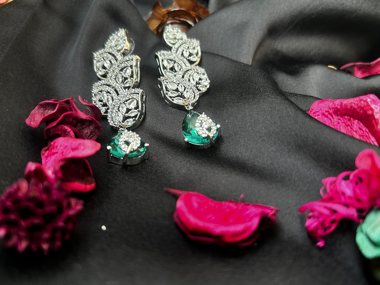 Alisha Earing emerald