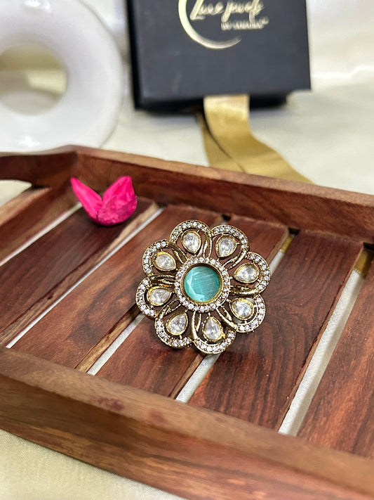 Mayra Blooming sea green Ring