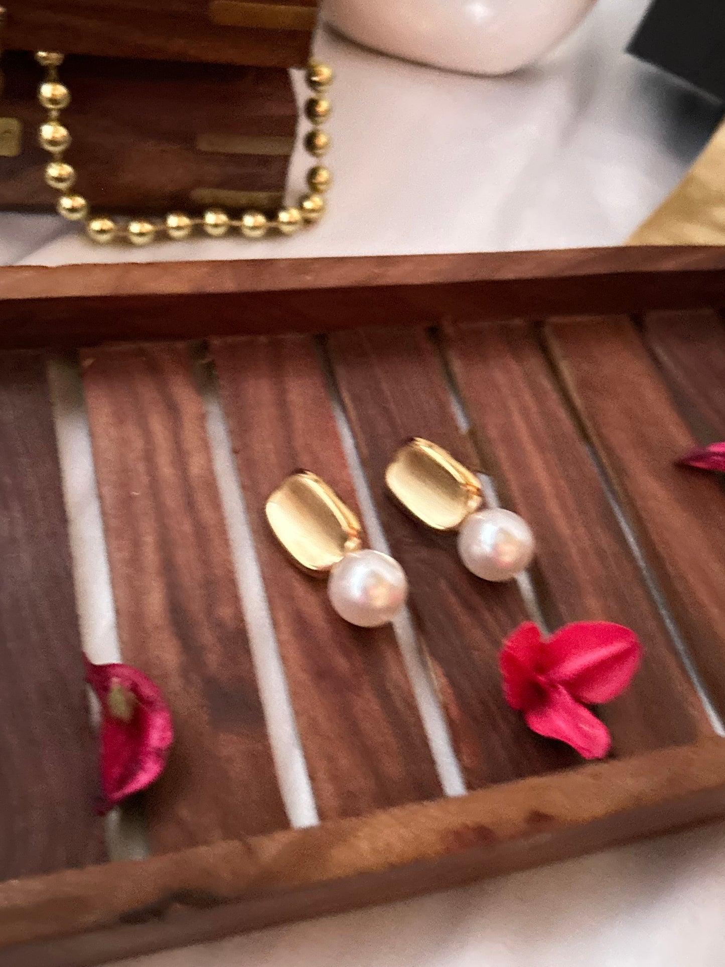 Pearl Frost Studs