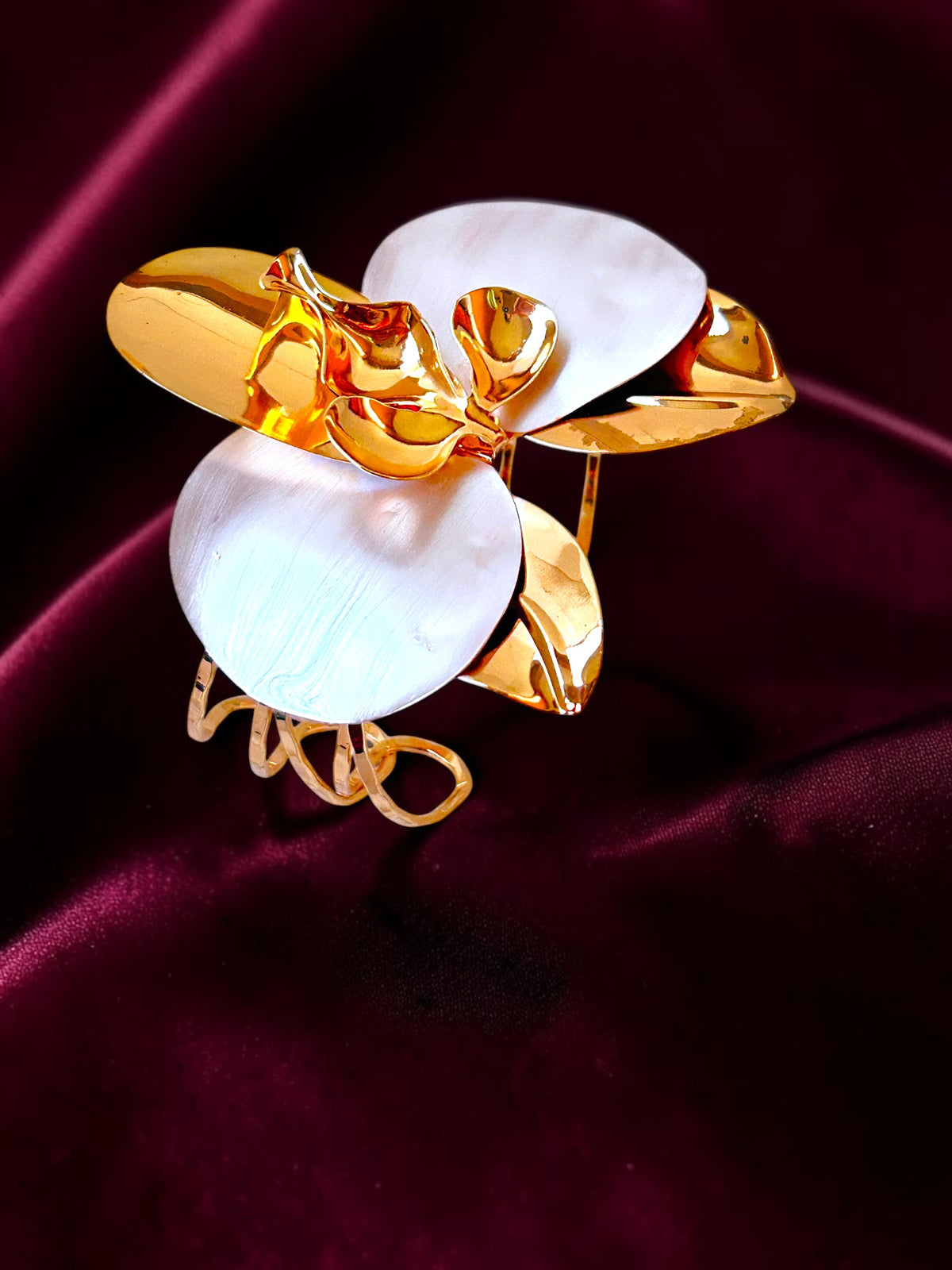 Leaf of Luxury Bracelet