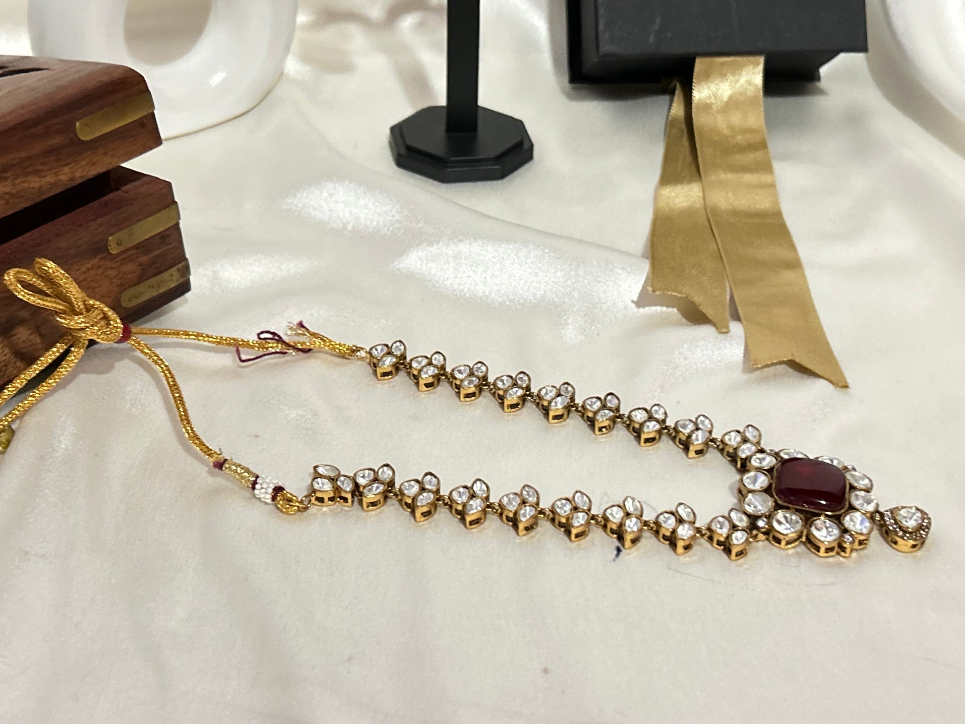 red kunda necklaceset