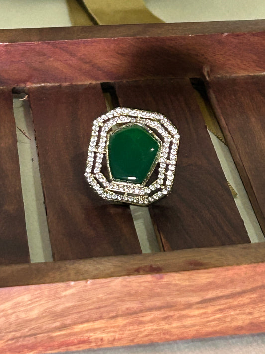 kriti green Ring