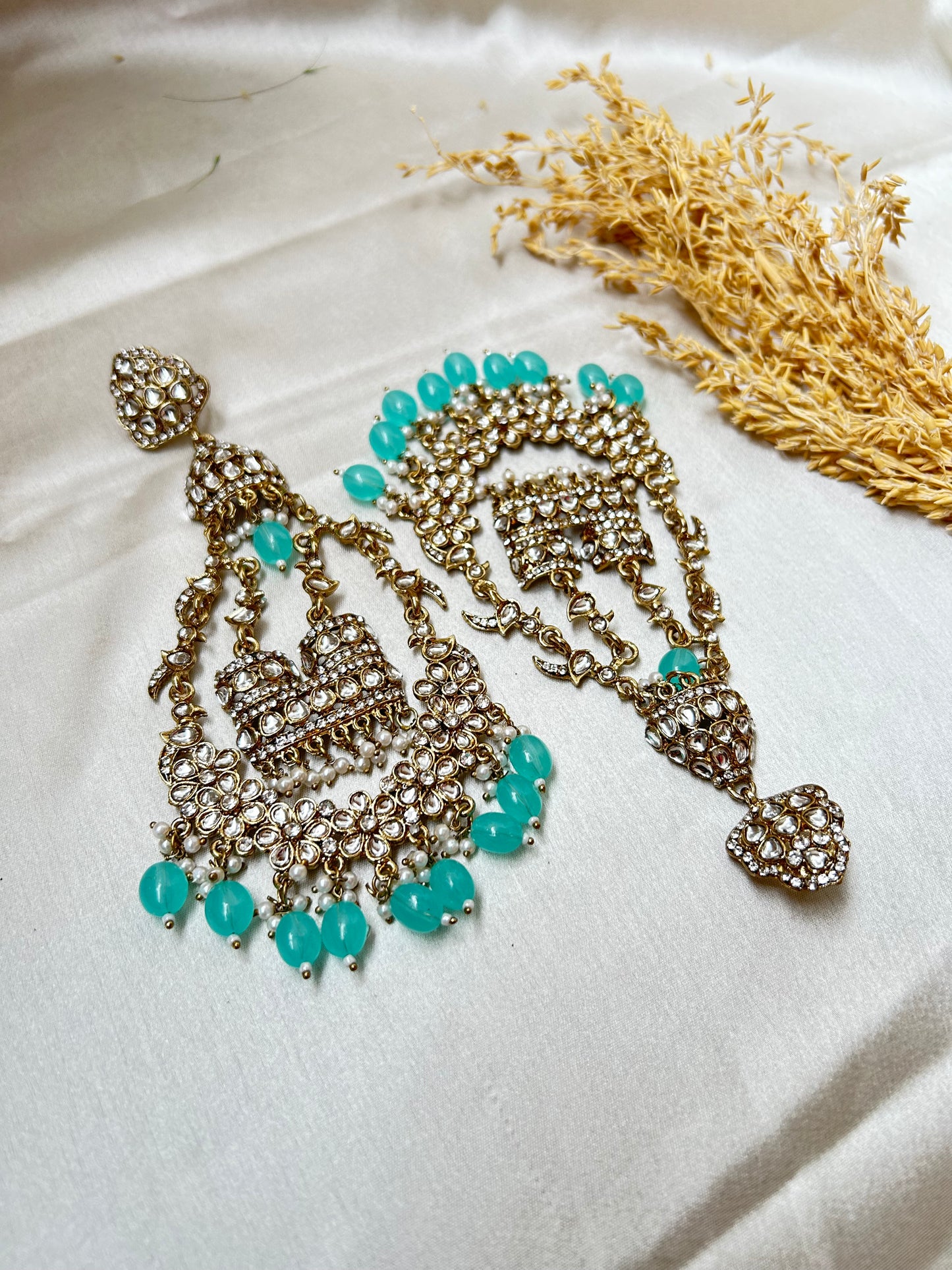 Aadhya Blue Chandbali
