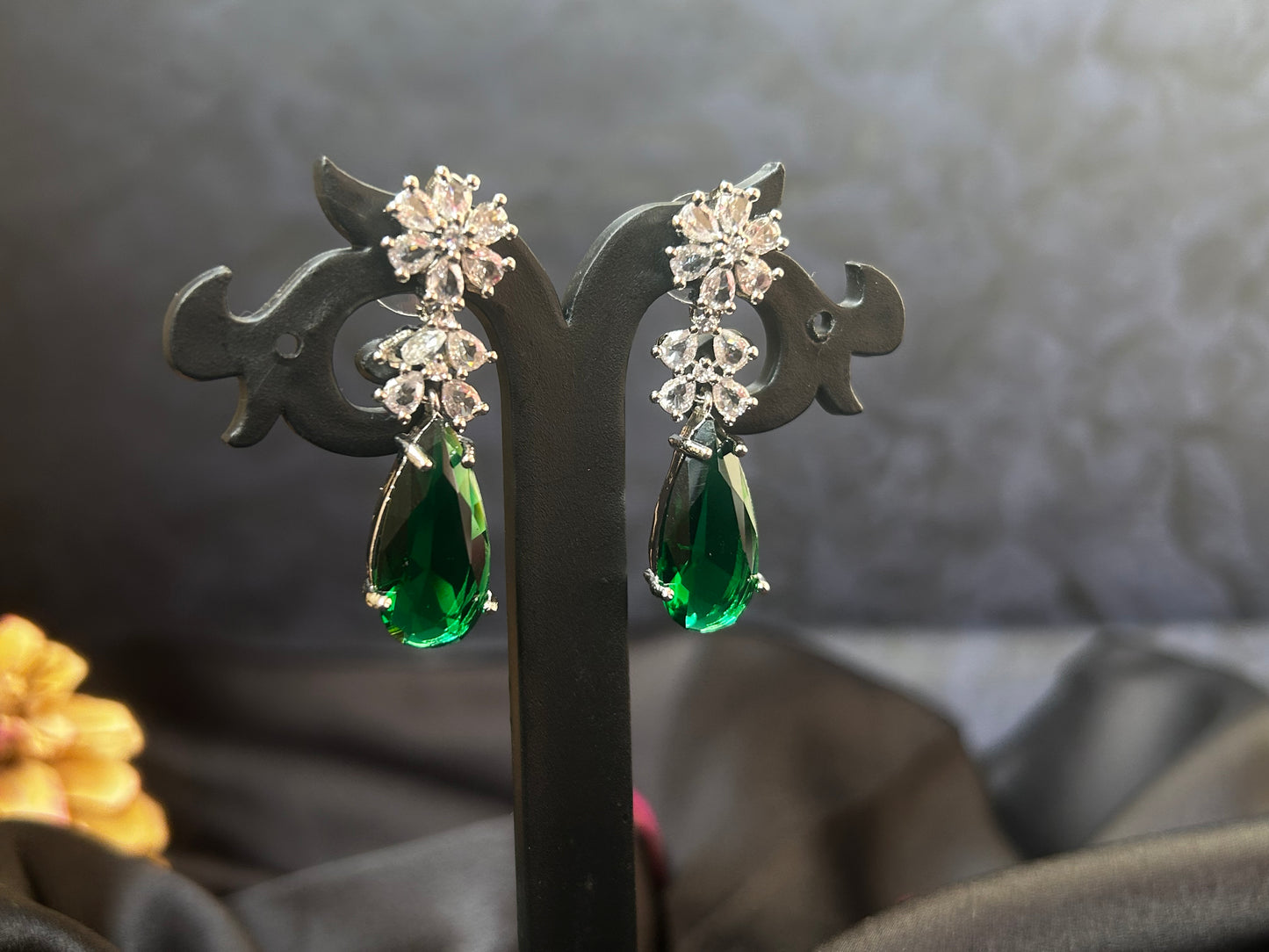Akanksha Emerald Earings