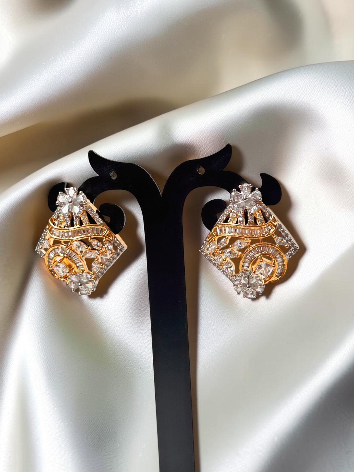 Anaya Pendant set