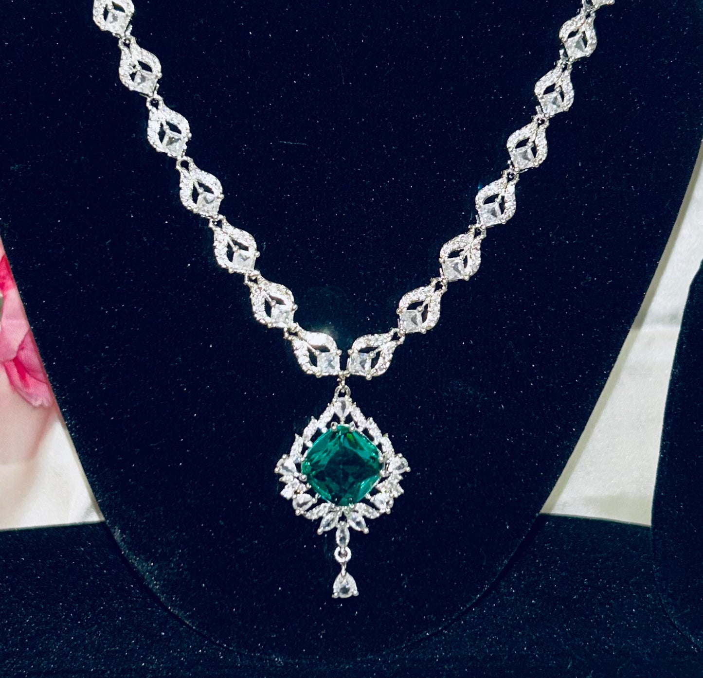 Deepti green necklace