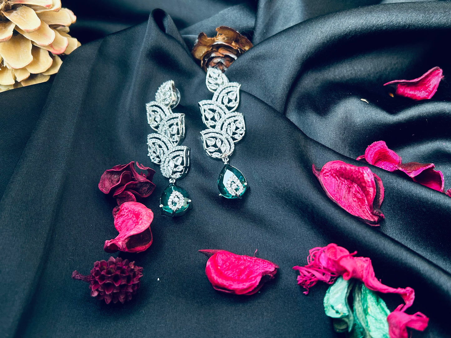 Alisha Earing emerald
