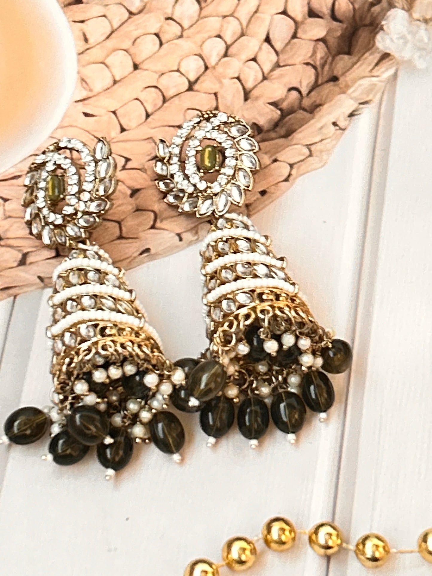 Zareen Olive Jhumka