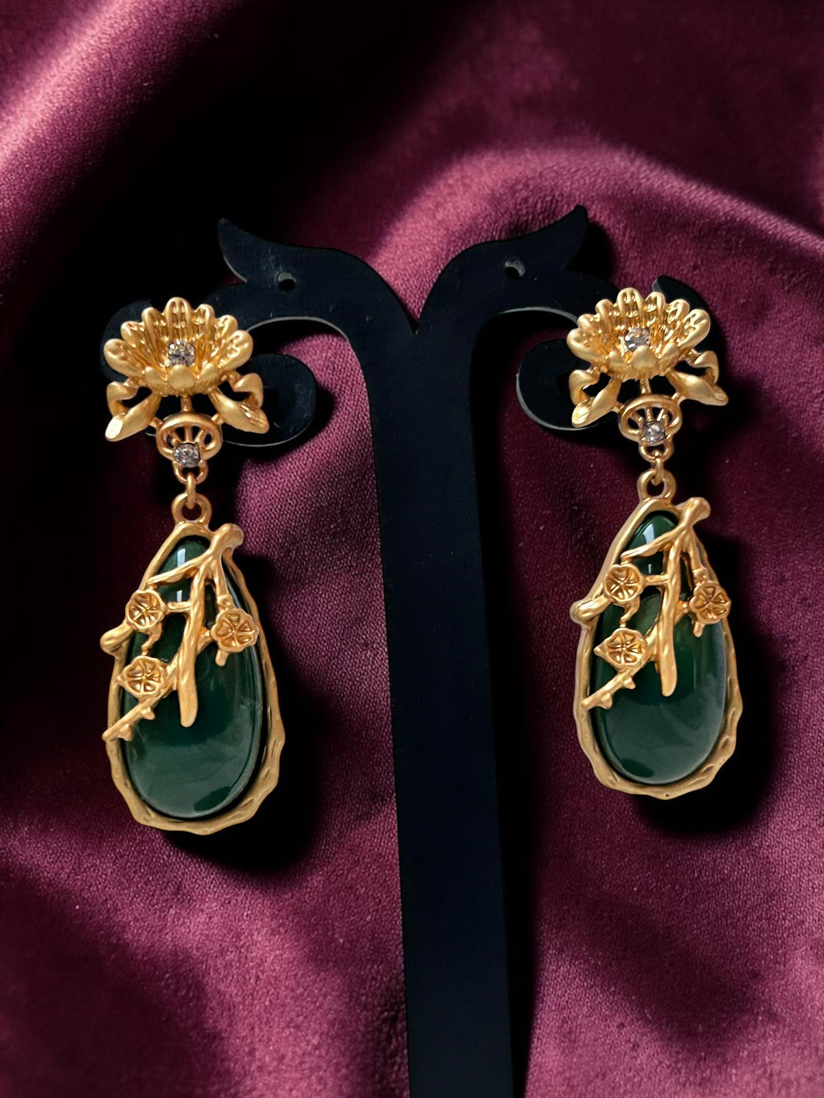 Emerald Aura Earrings