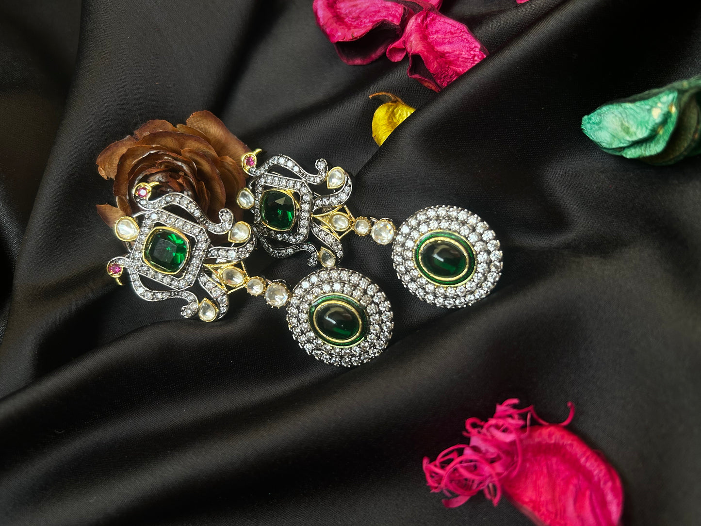 Jasika emerald necklace