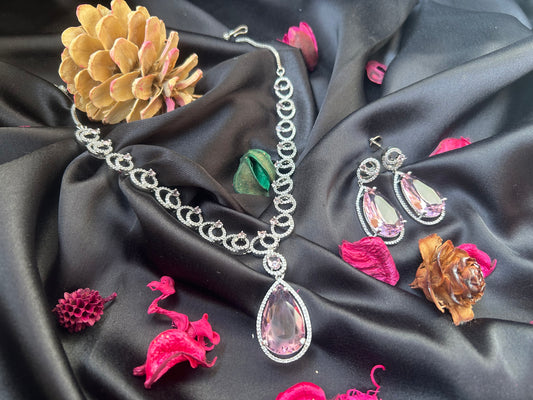 Mia pink pendant necklace