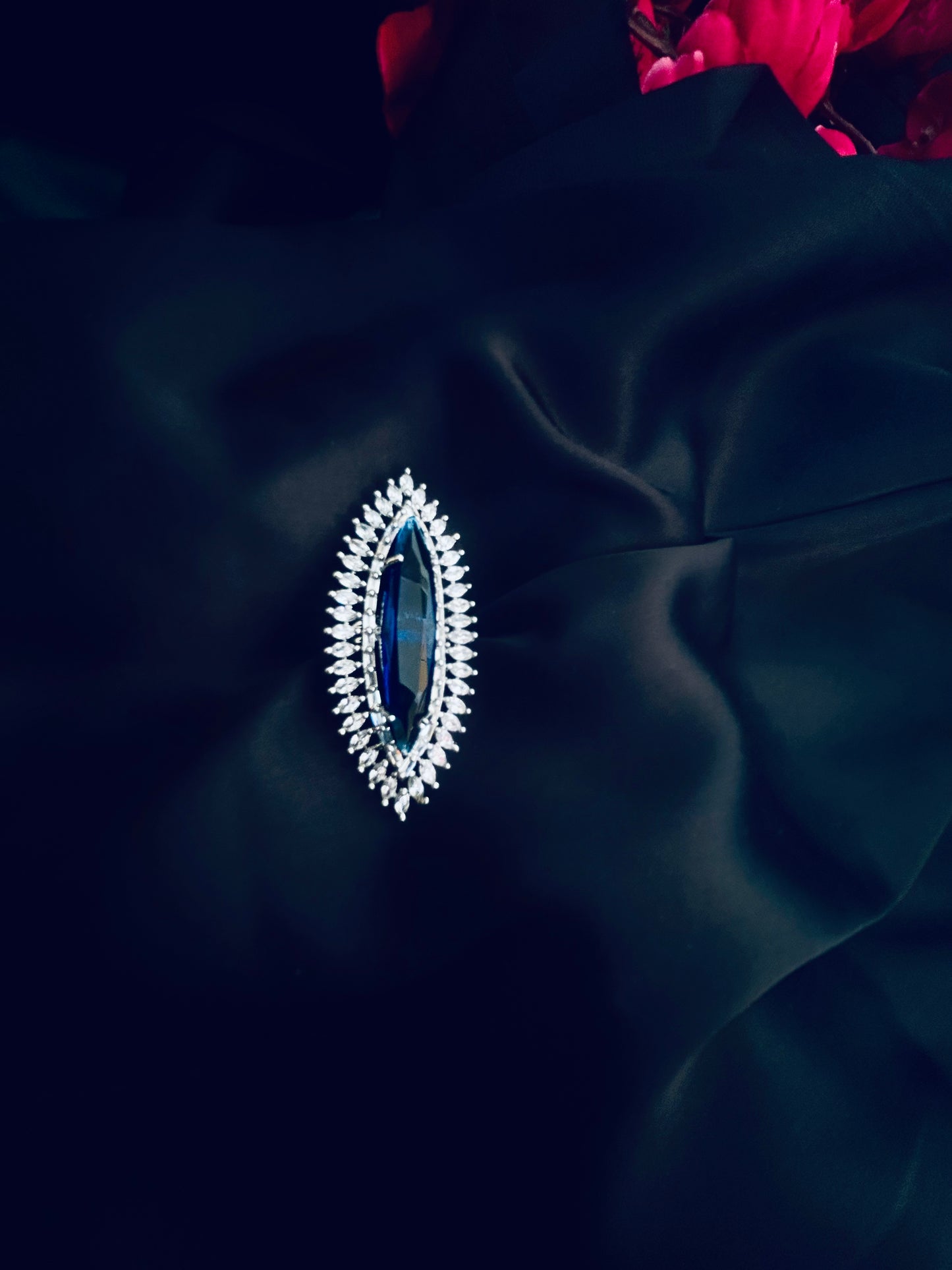 Kanika navy ring