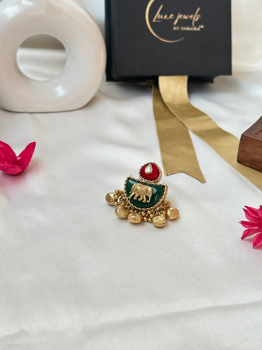 Fiza antique ring