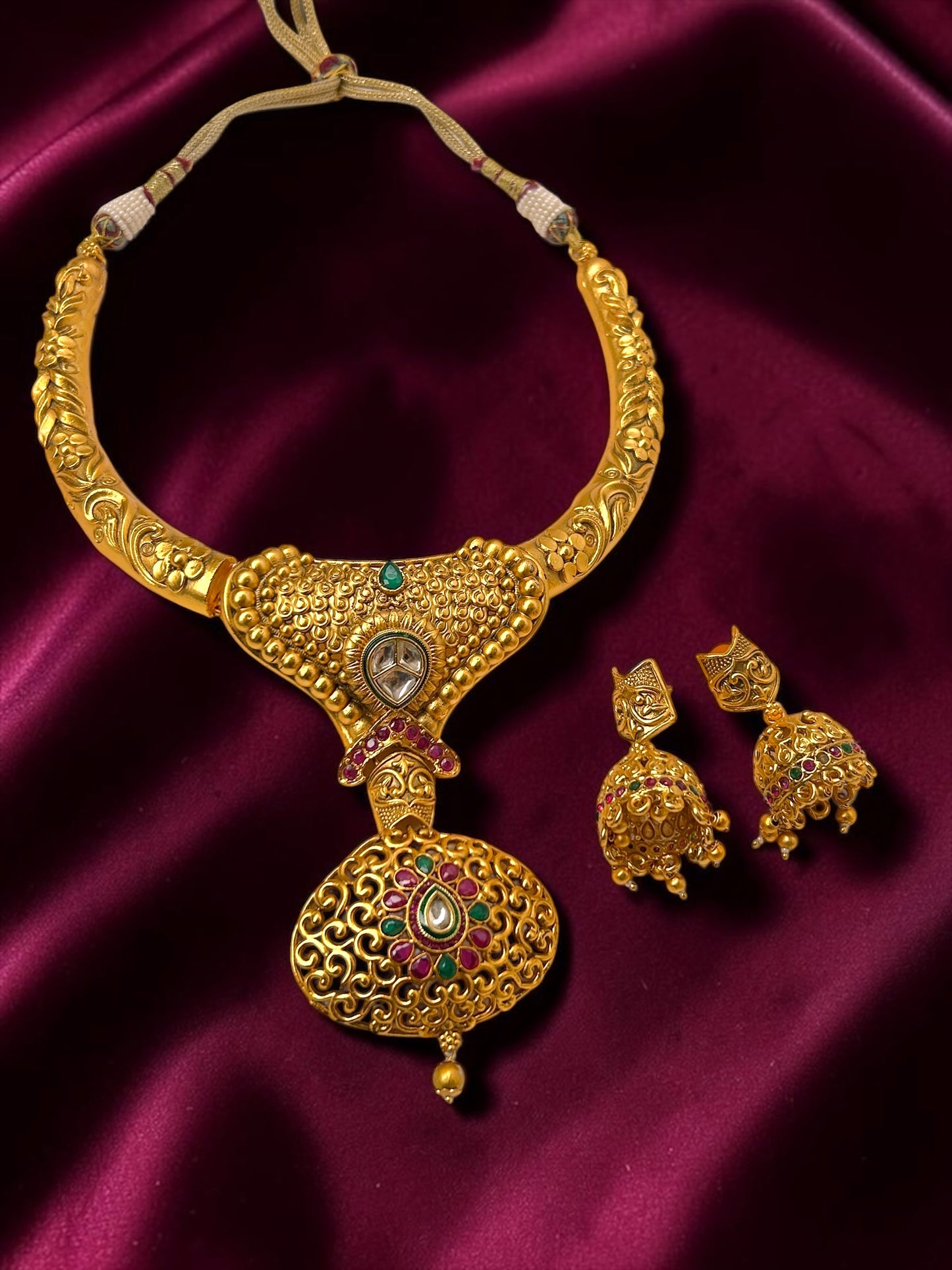 Suvarna Necklace
