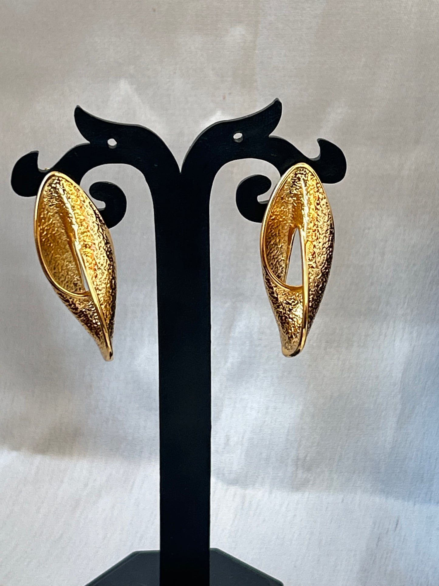 Opulent Oval Drops