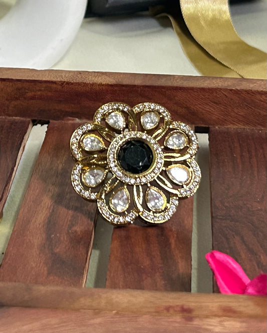 Mayra Blooming black Ring