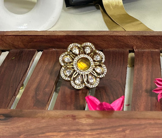 Mayra Blooming yellow Ring