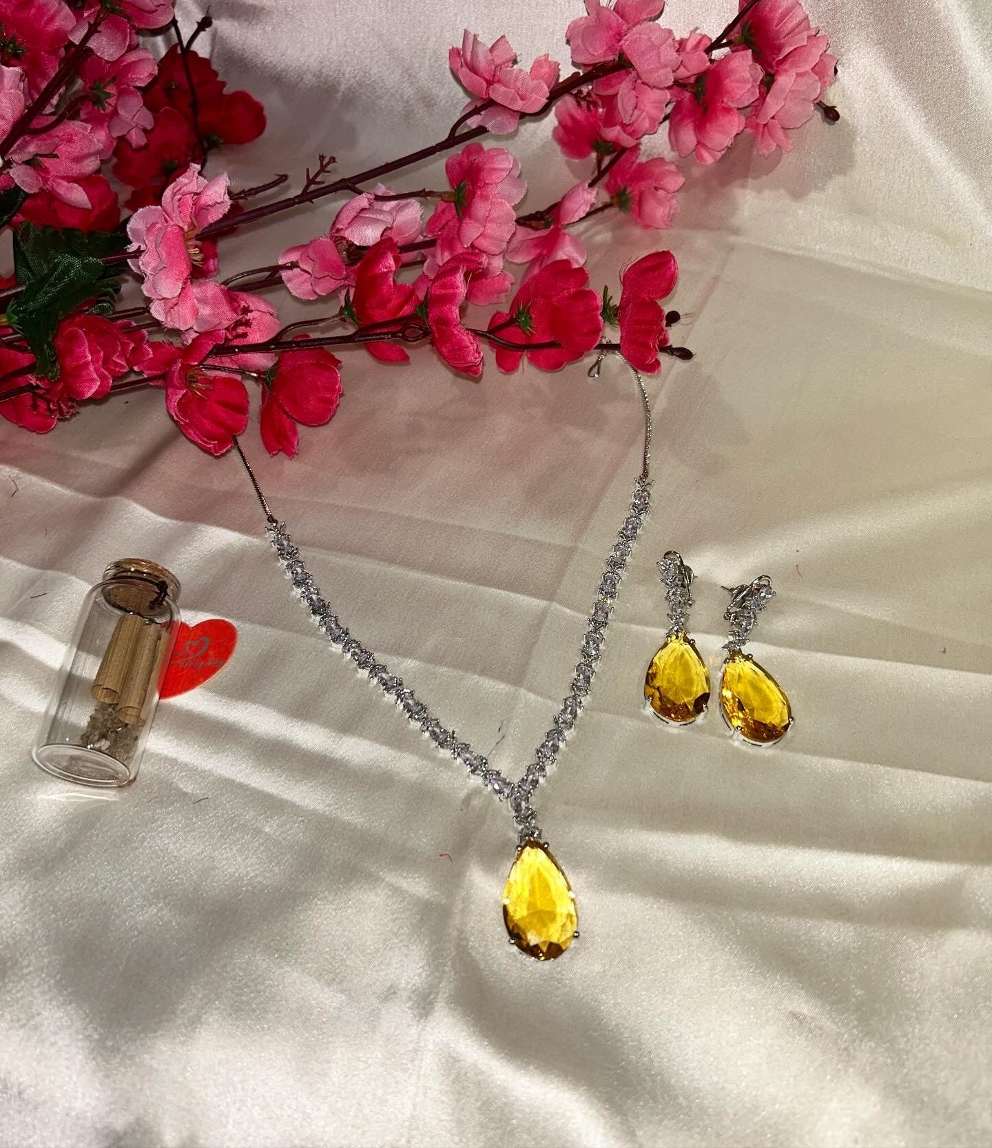 Deepika yellow pendant necklace