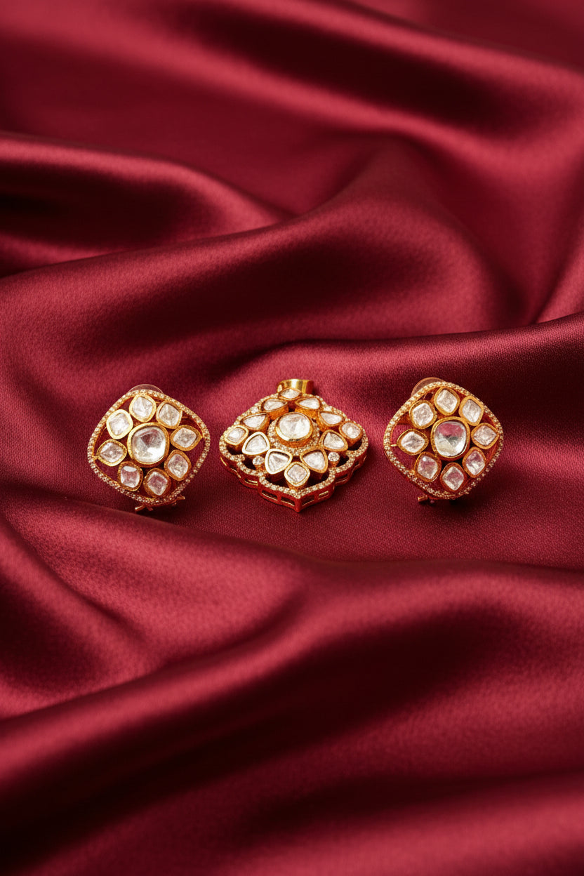 Riley Pendant set