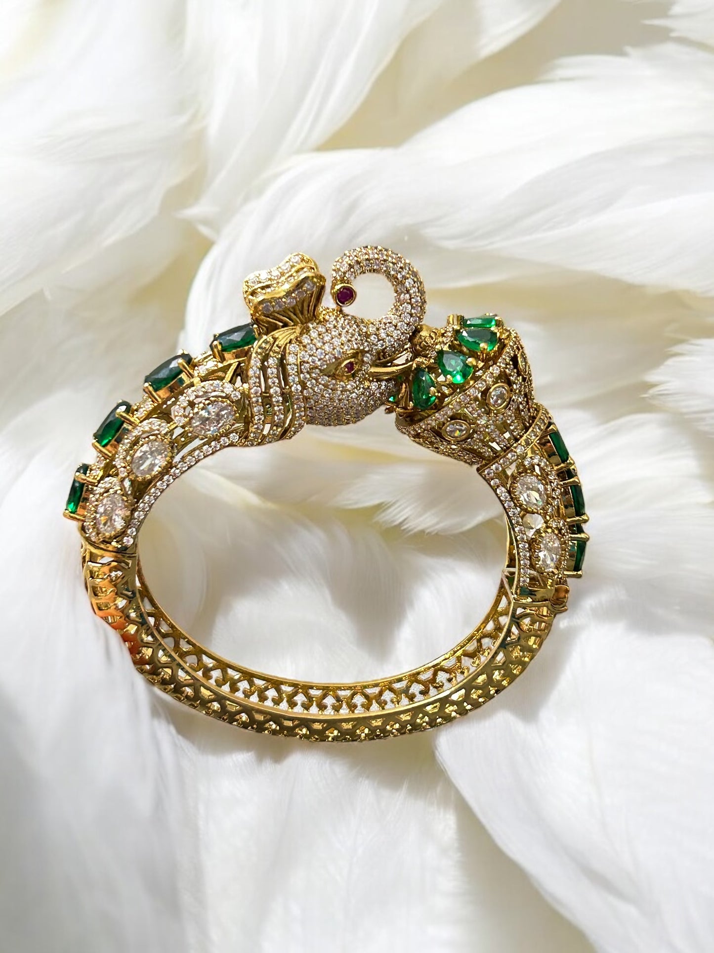 Majestic Green Elephant Bracelet