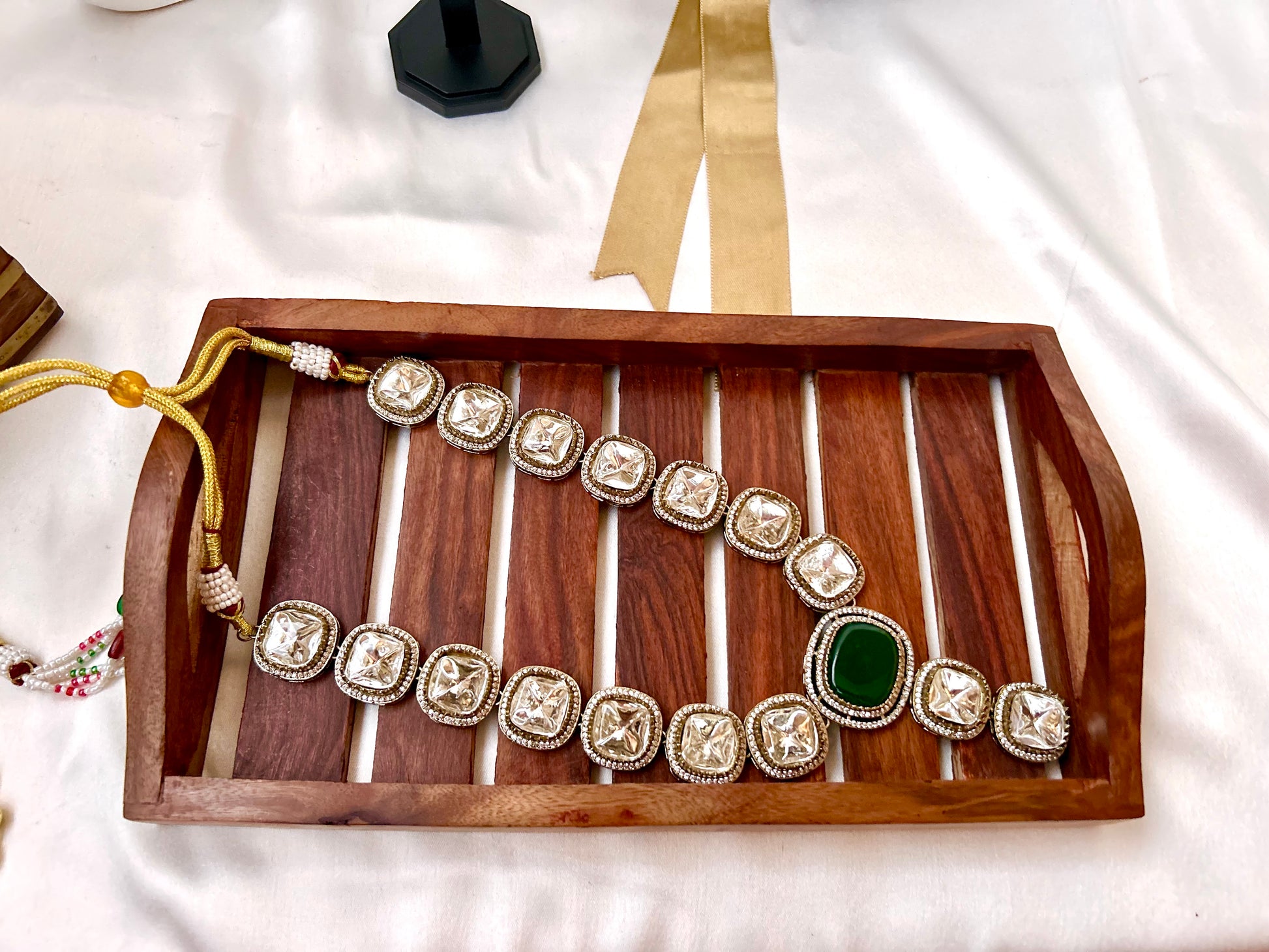 green kundan necklaceset
