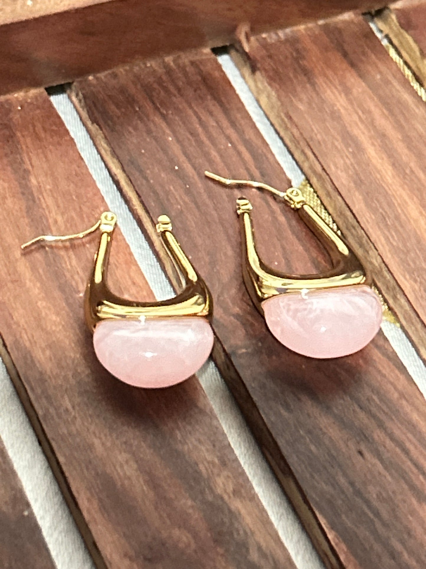 Celeste Charm  pink Hoops
