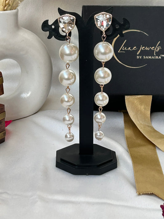 kanak pearl earrings