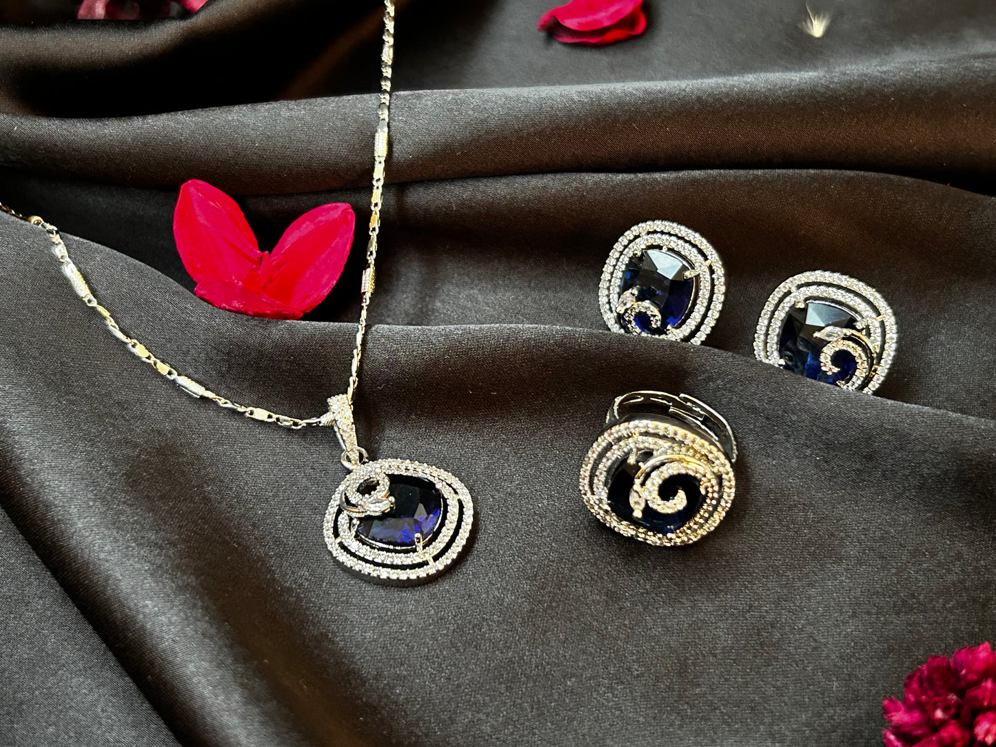 Khwaish navy pendant set with ring
