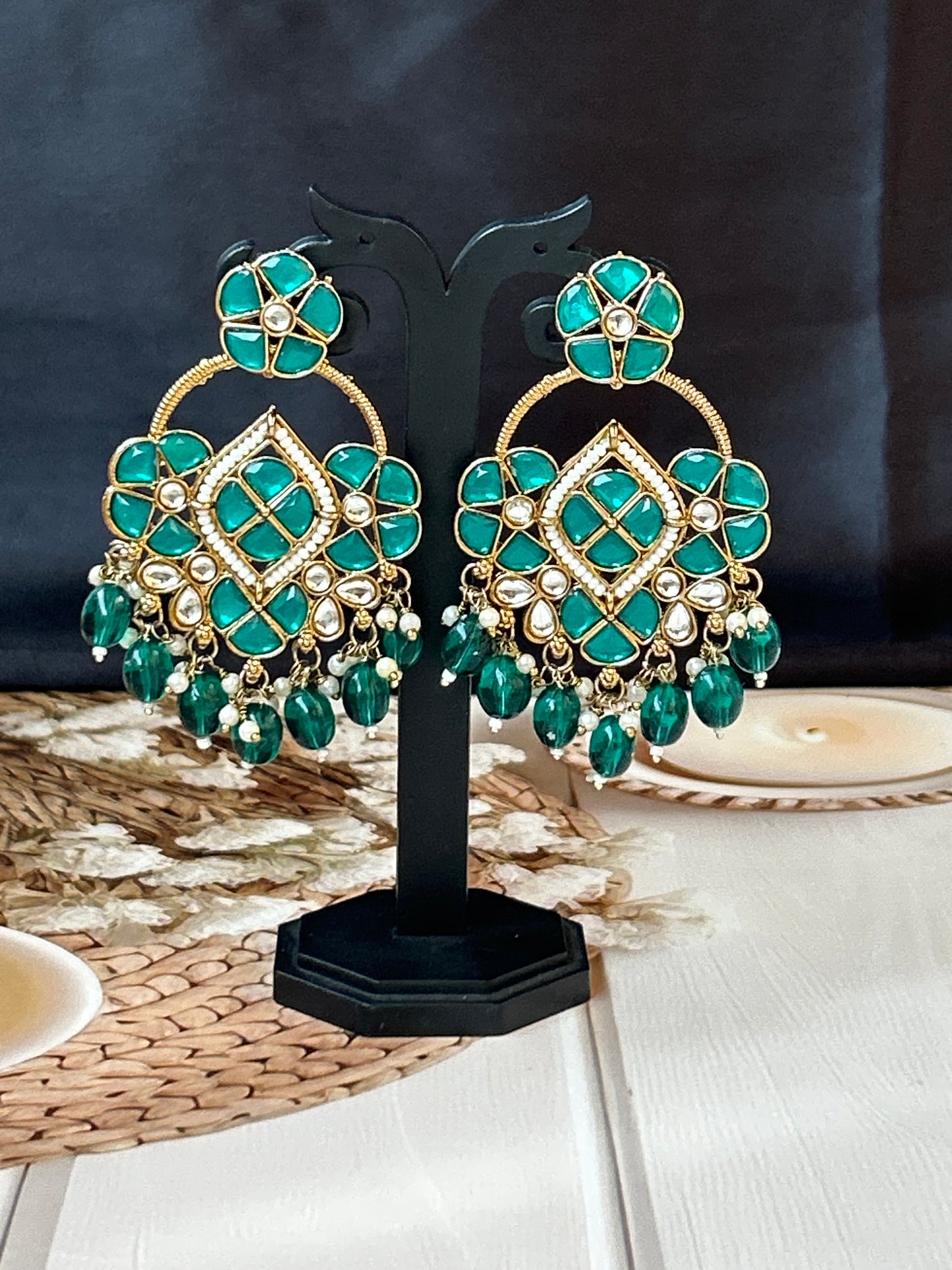 Sitara Rama green chandbalis