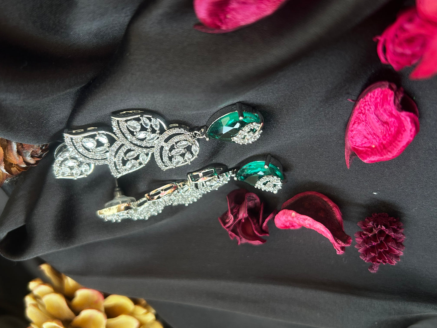 Alisha Earing emerald