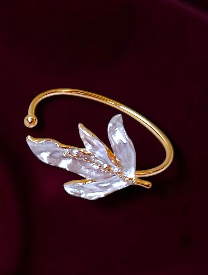 Imperial Leaf Bracelet