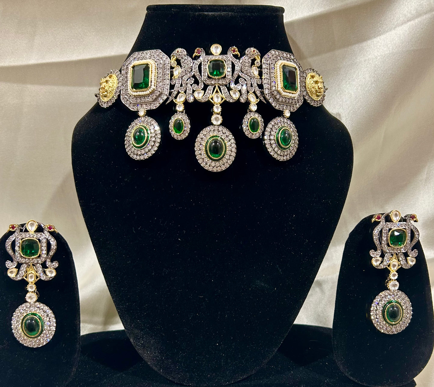 Jasika emerald necklace