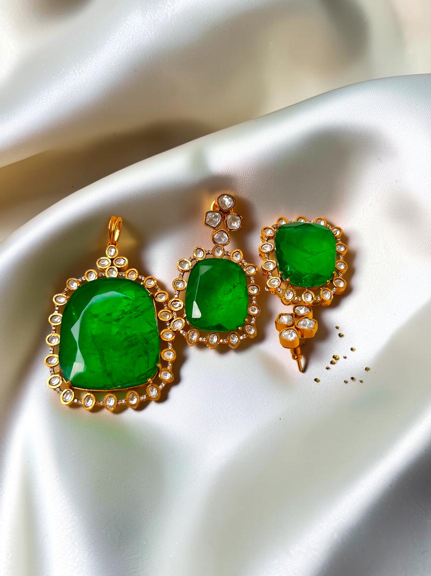 Eva Emerald Doublet pendant set