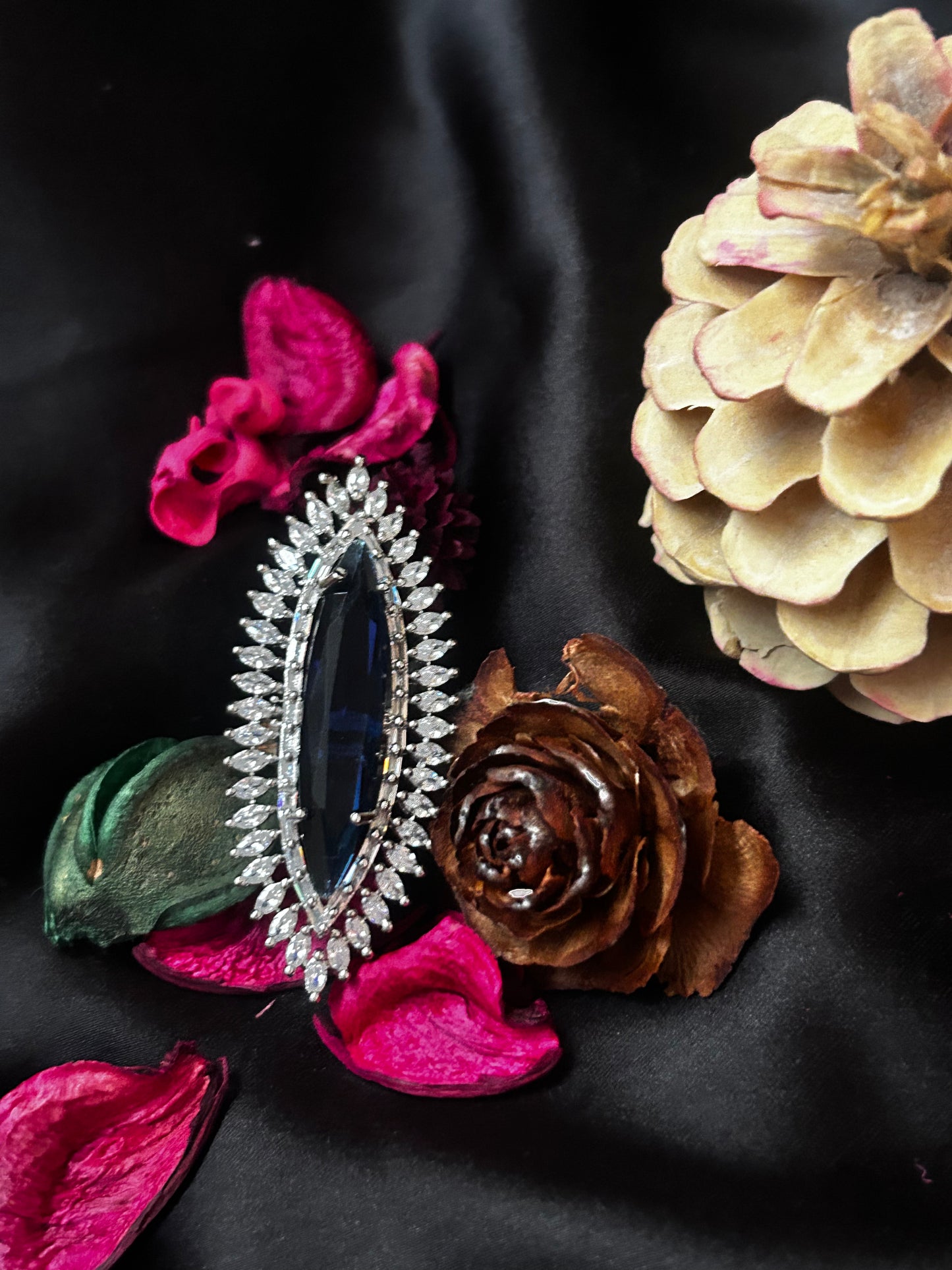 Kanika navy ring